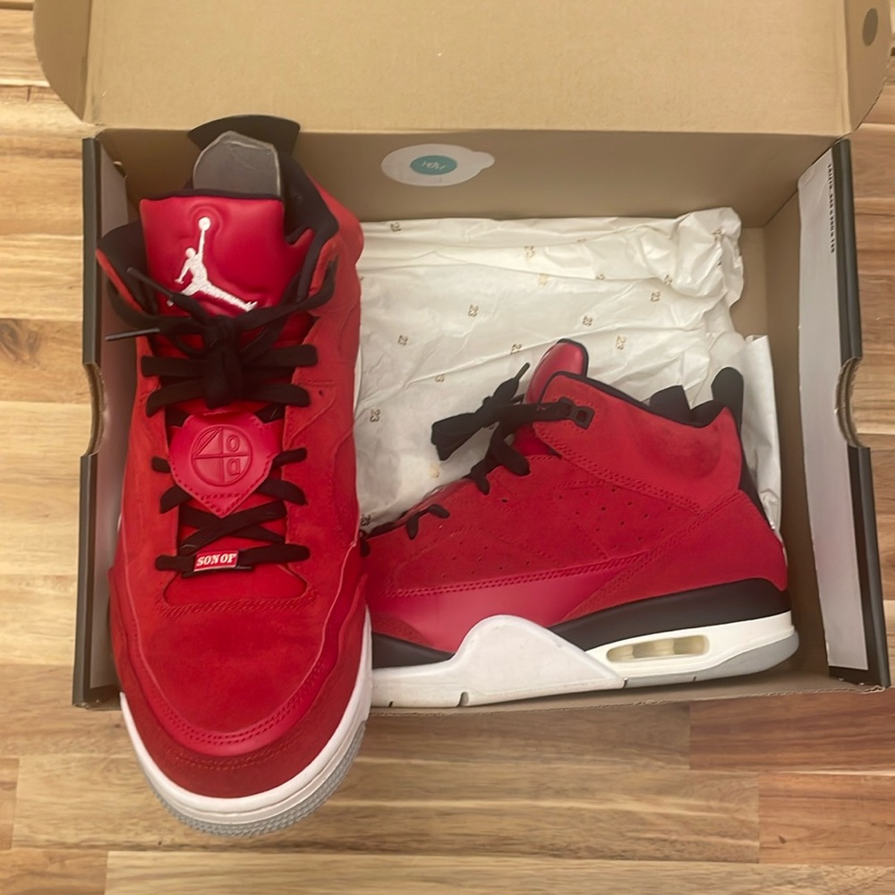 Jordan Son of Low Gym Red/white black / wolf gray